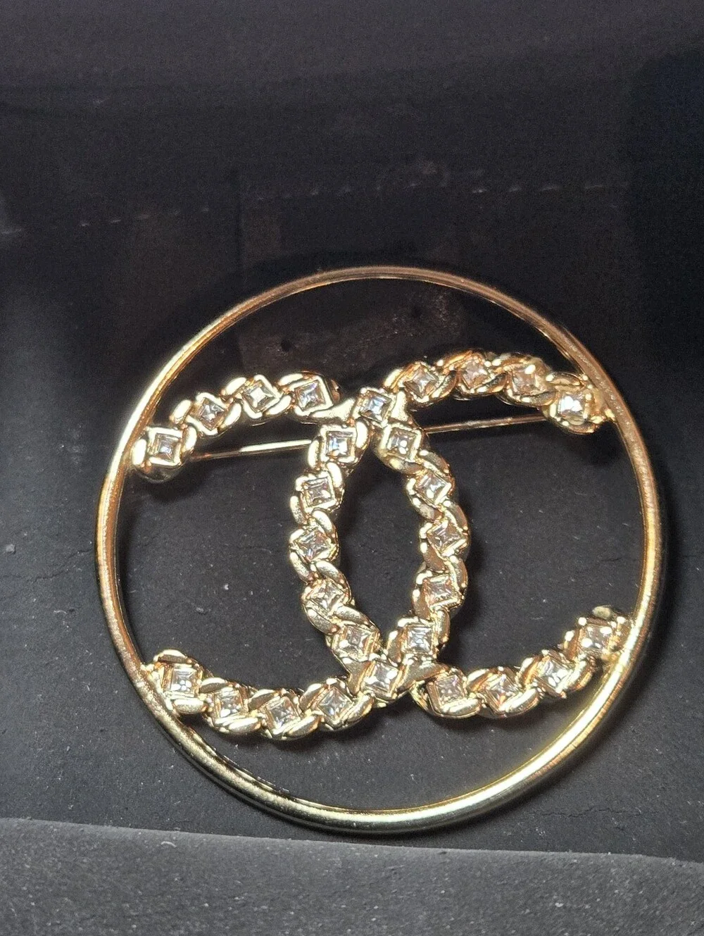 #162 - Chanel 2019 Golden Tone CC Logo w/crystals Brooch
